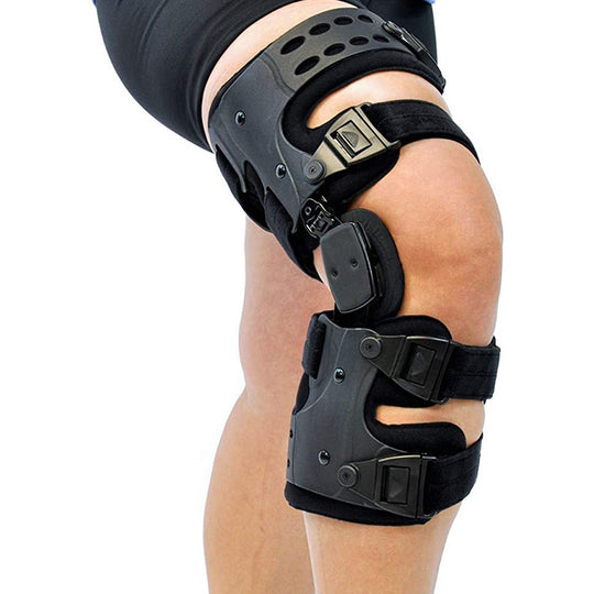 Elite Hinged Knee Brace – Maximum Stability. Adjustable Recovery.